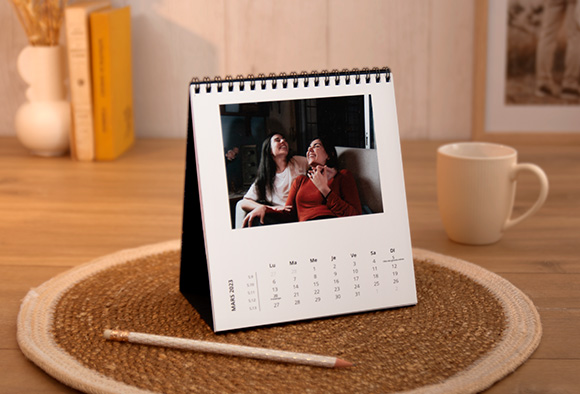 desk-calendar-01